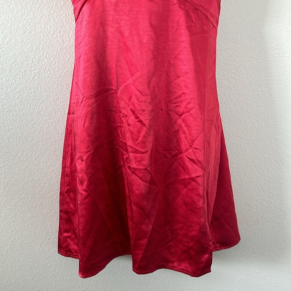 Princess Polly Rosalind Red Satin V Neckline Mini Dress - Picture 5 of 11